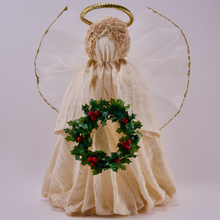 Load image into Gallery viewer, Holly - w/wreath
